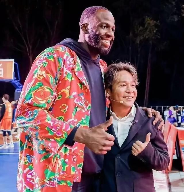 一位是中国 一位是中国