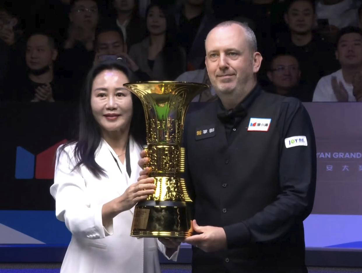 在西安大奖, 中的表现相, src